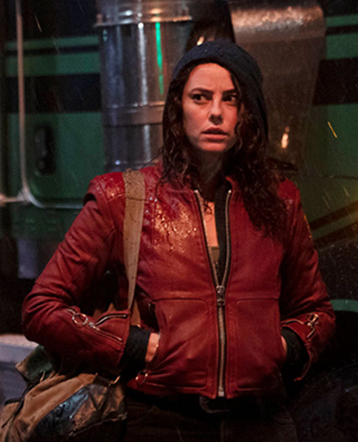 Kaya-Scodelario-Resident-Evil-Leather-Jacket